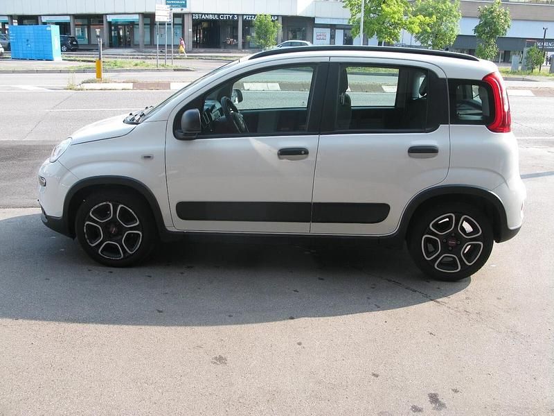 Usata Fiat Panda City Life 71 CV (52 kW) 2022 Bianco Utilitaria