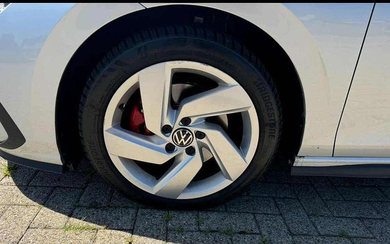 Usata VW Golf VIII GTD 200 CV (147 kW) 2023 Argento Berlina