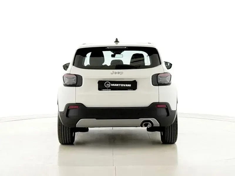 Usata Jeep Avenger Altitude 101 CV (74 kW) 2024 Bianco SUV