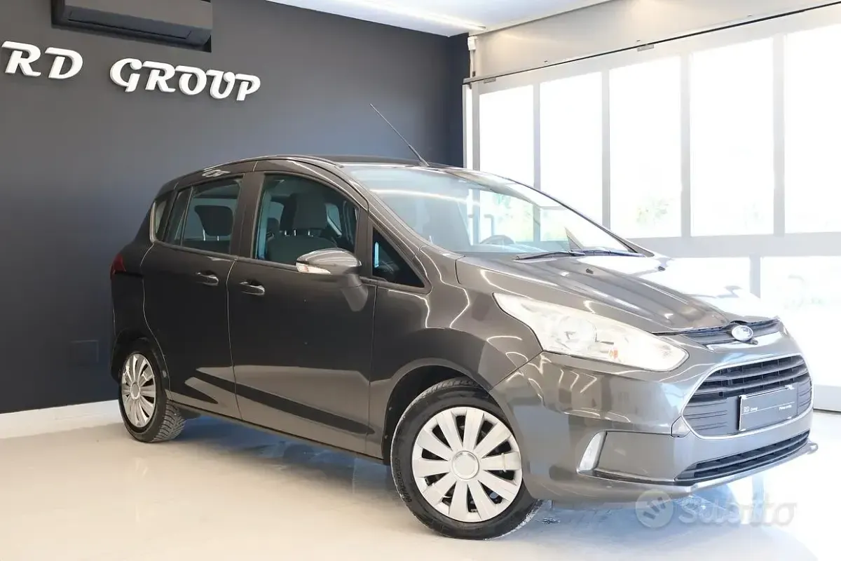 Usata Ford B-MAX Business Edition 95 CV (69 kW) 2017 Grigio Monovolume