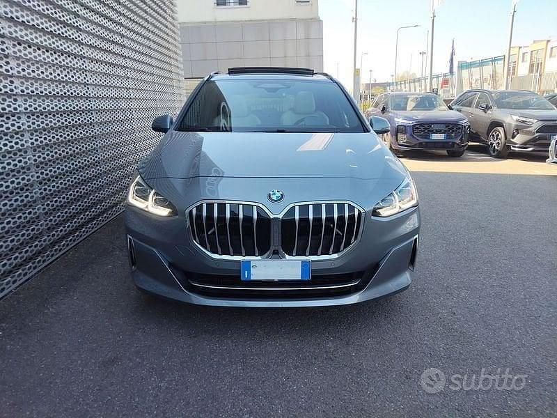 Usata BMW 218 2022 Grigio Station wagon