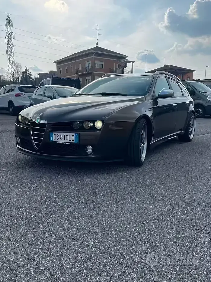 Usata Alfa Romeo 159 260 CV (191 kW) 2008 Marrone Station wagon
