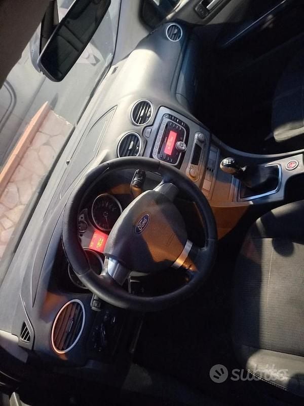 Usata Ford Focus 110 CV (80 kW) 2010 Nero
