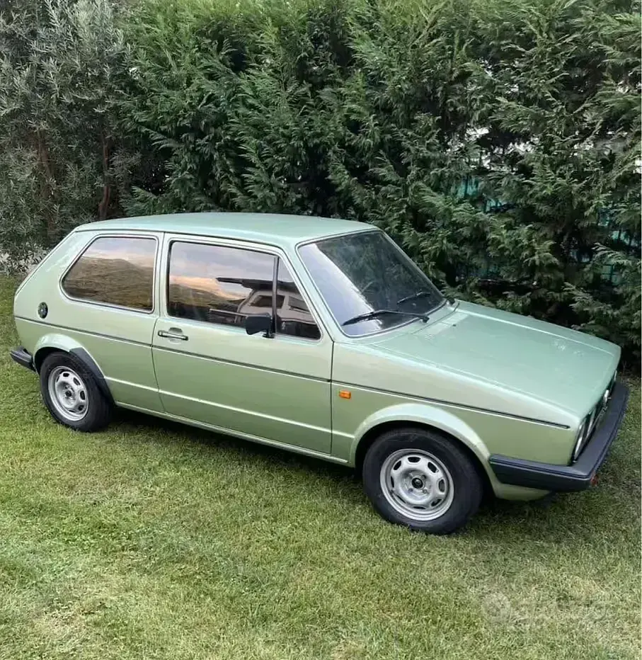 Usata VW Golf 1970 Verde Berlina