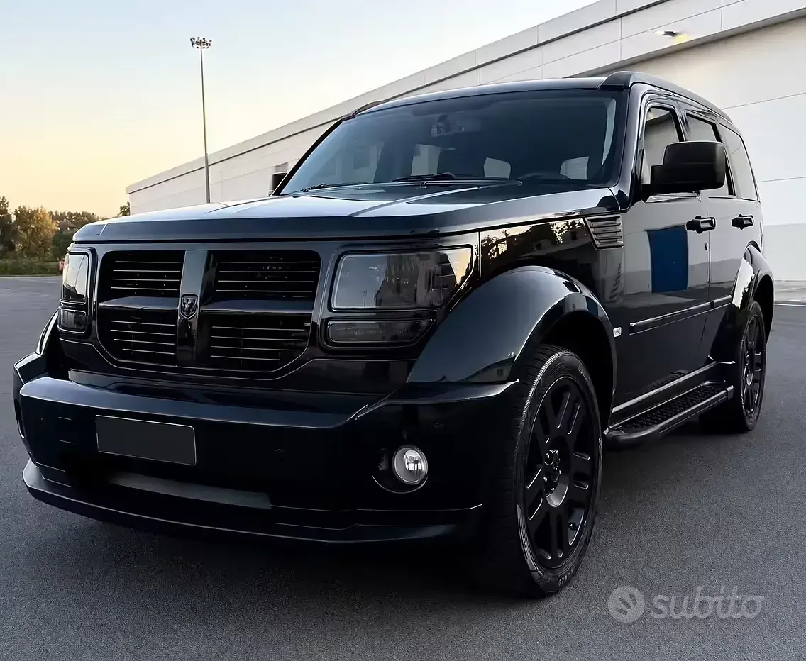 Usata Dodge Nitro SXT 177 CV (130 kW) 2010 Nero SUV