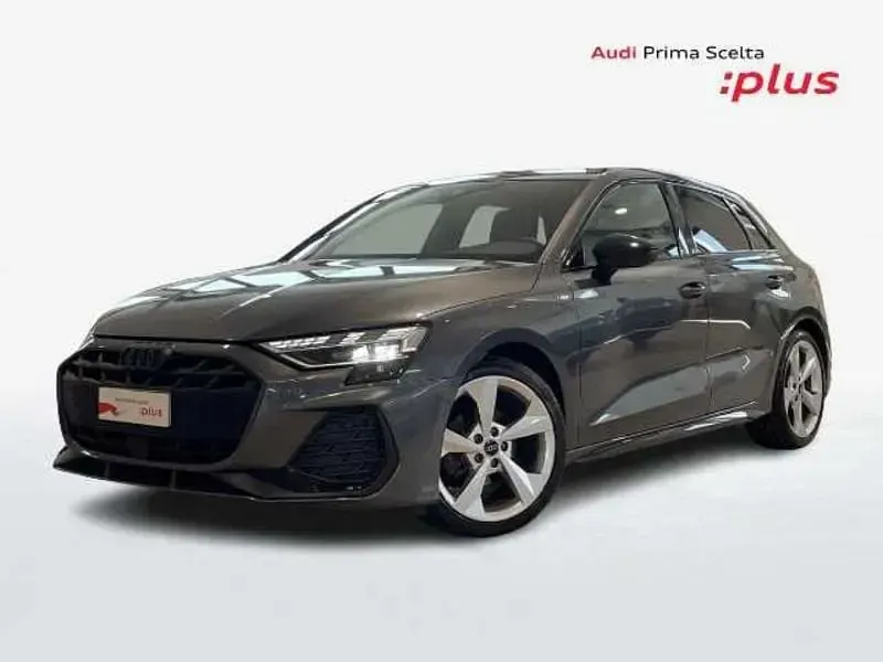 Usata Audi A3 Sportback S-Line 150 CV (110 kW) 2025 Grigio Utilitaria