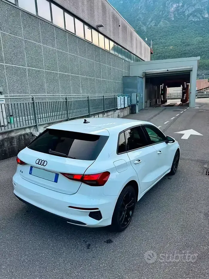 Usata Audi A3 S-Line 116 CV (85 kW) 2022 Berlina