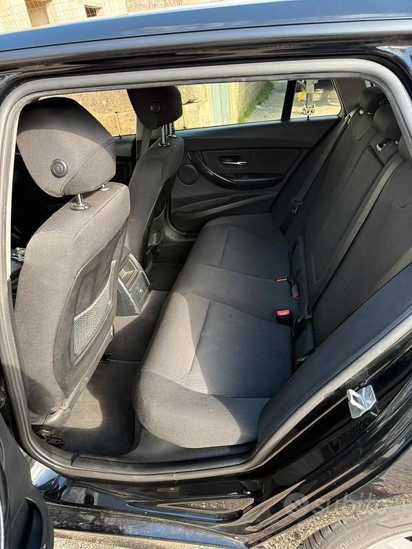 Usata BMW 320 Advantage 190 CV (139 kW) 2017 Nero Station wagon