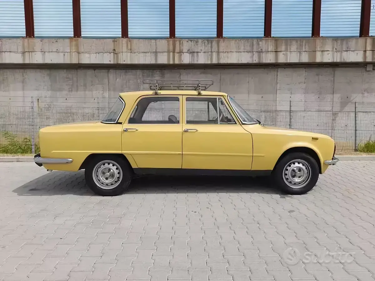 Usata Alfa Romeo Giulia Super 70 CV (51 kW) 1970 Giallo Berlina