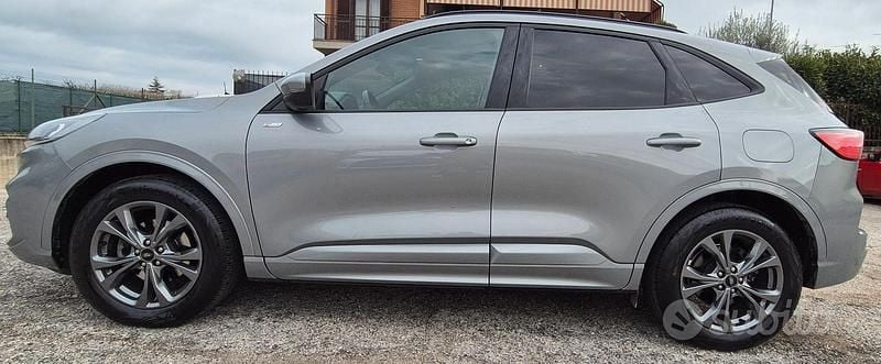 Usata Ford Kuga ST 150 CV (110 kW) 2023 SUV