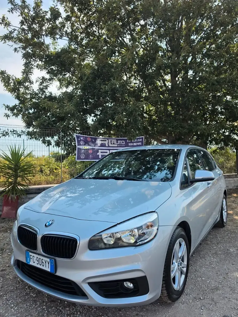 Usata BMW 216 Active Tourer Luxury Line 115 CV (84 kW) 2016 Grigio Monovolume
