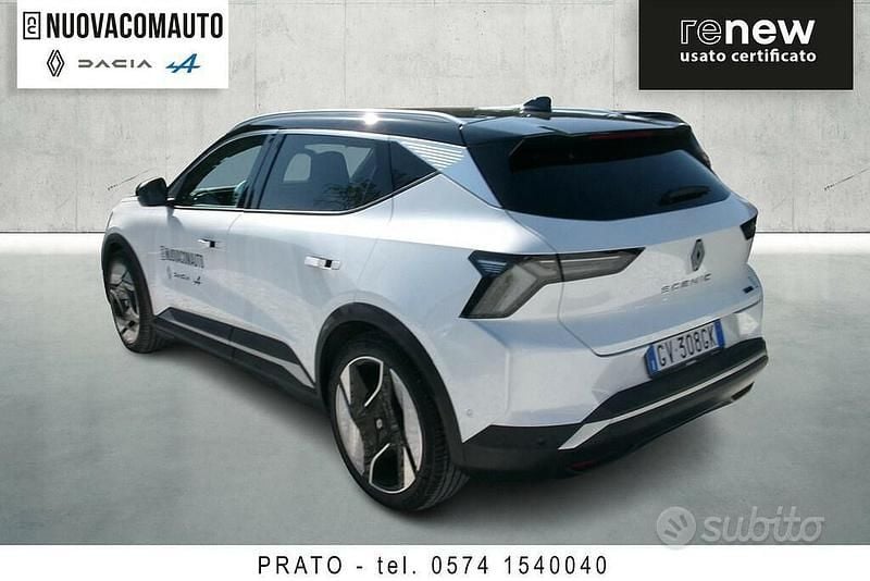 Usata Renault Scénic Techno 161 kW (220 CV) 2024 Nero Monovolume