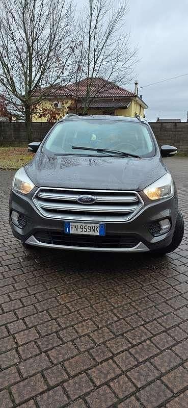 Usata Ford Kuga S 120 CV (88 kW) 2018 Nero SUV