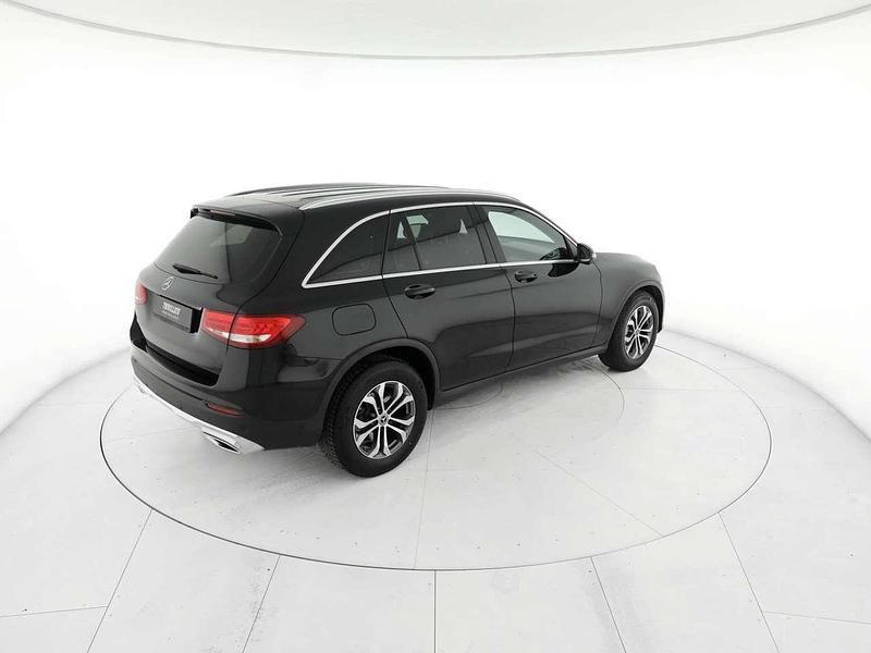Usata Mercedes GLC220 194 CV (142 kW) 2019 Nero SUV