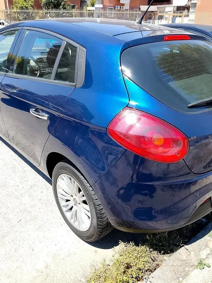 Usata Fiat Bravo 105 CV (77 kW) 2014 Blu Utilitaria