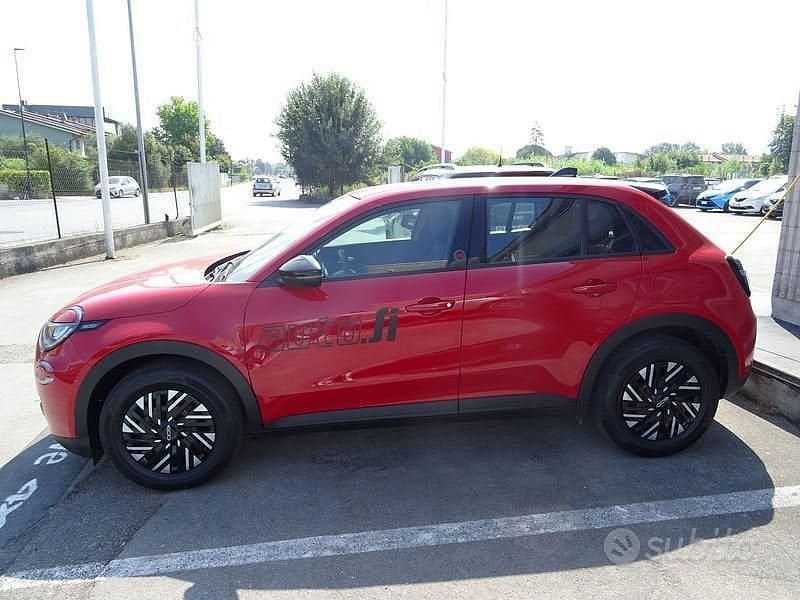 Usata Fiat 600E Red 114 kW (156 CV) 2023 Rosso SUV