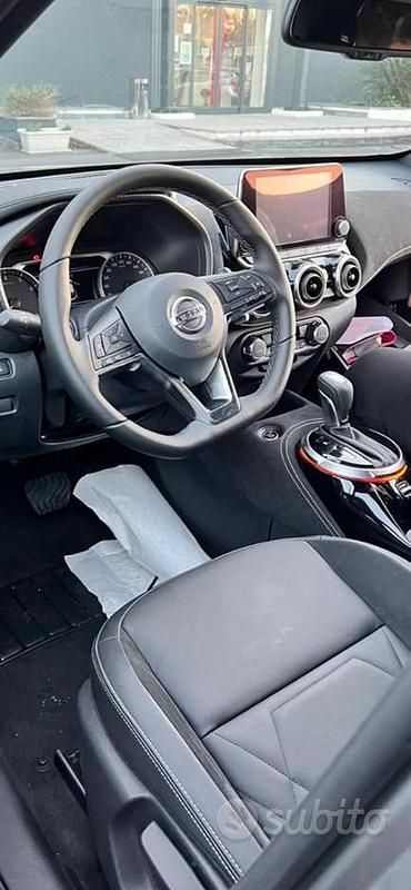 Usata Nissan Juke Tekna 114 CV (83 kW) 2022 Grigio SUV