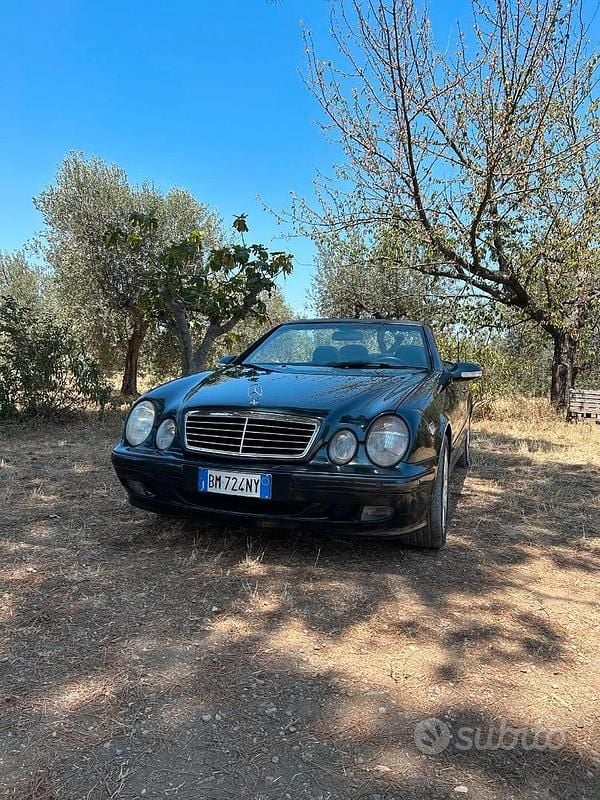 Usata Mercedes CLK200 2001 Blu Cabrio