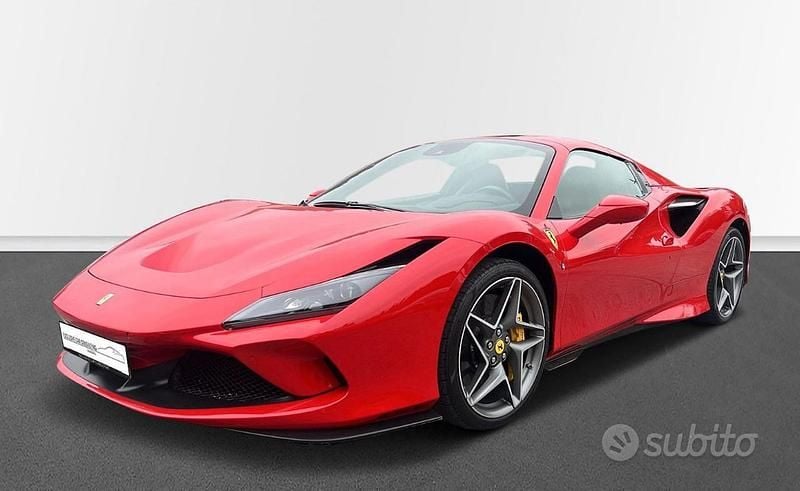 Usata Ferrari F8 721 CV (530 kW) 2021 Cabrio