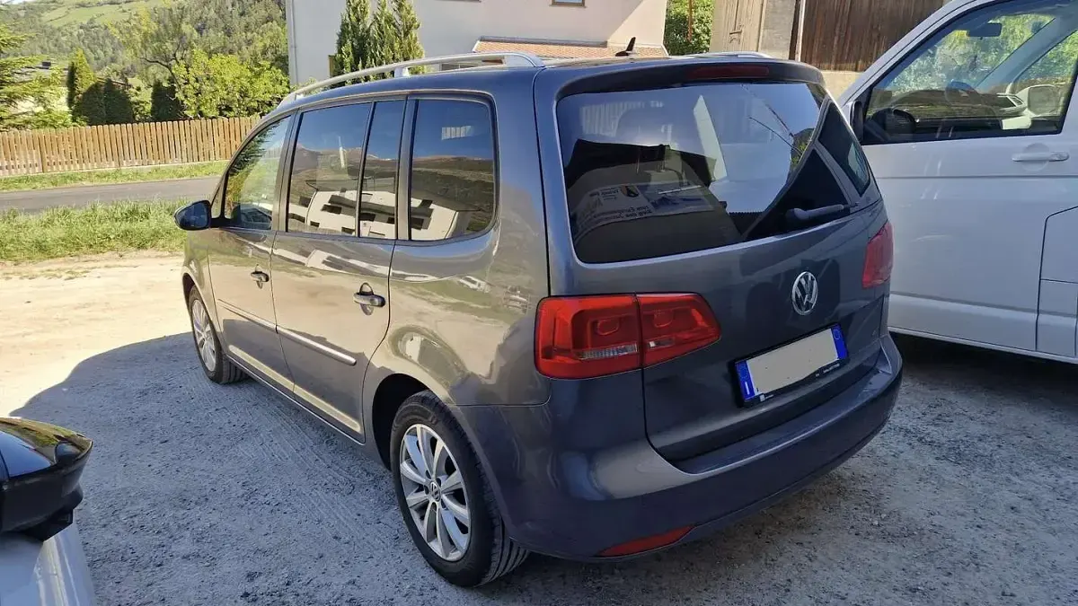 Usata VW Touran Highline 140 CV (102 kW) 2011 Monovolume
