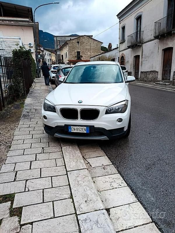 Begagnad BMW X1 116 HK (85 kW) 2012 Vit SUV