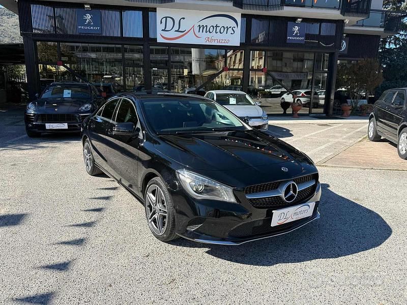 Usata Mercedes CLA200 Premium 135 CV (99 kW) 2017 Nero Berlina