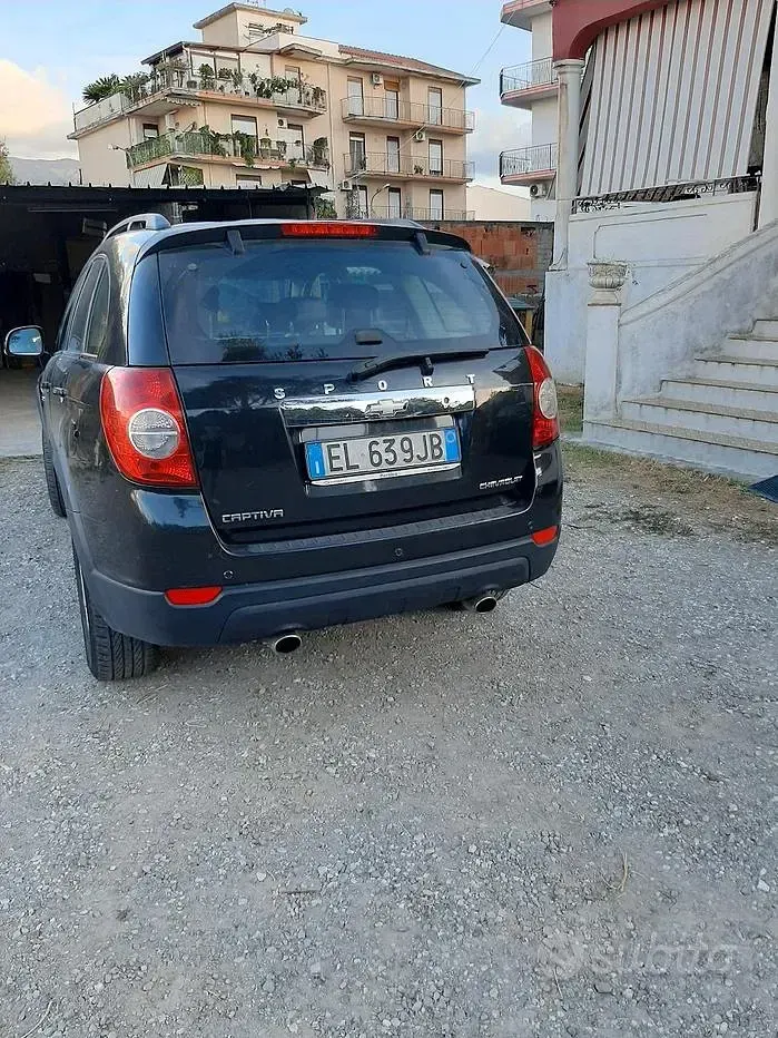 Usata Chevrolet Captiva 163 CV (119 kW) 2012 Nero SUV