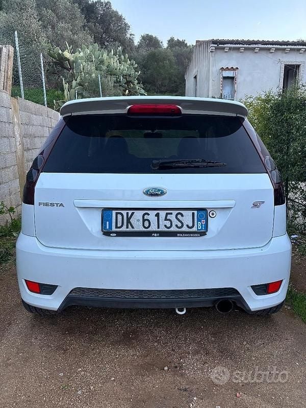 Usata Ford Fiesta ST 2009 Bianco Berlina