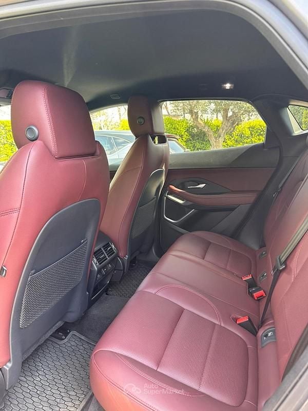 Usata Jaguar E-Pace R-Dynamic 163 CV (119 kW) 2024 Gray SUV