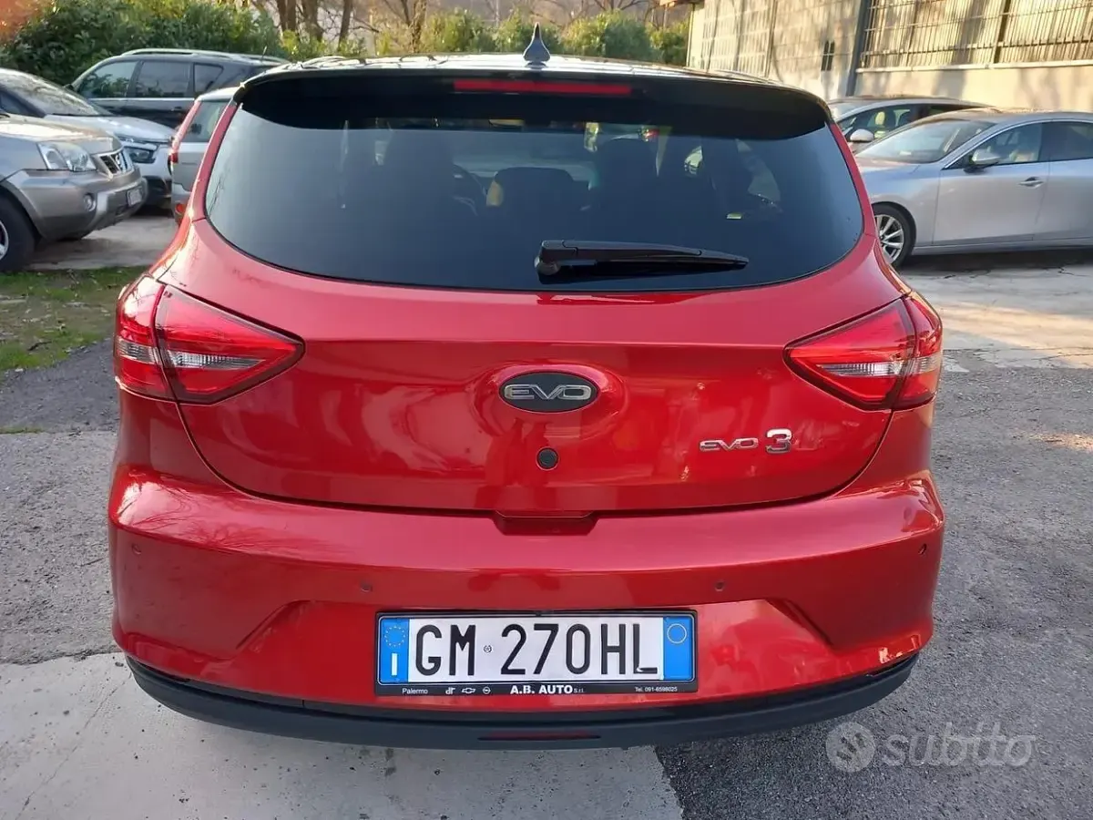 Usata EVO Evo 3 107 CV (78 kW) 2023 Rosso SUV