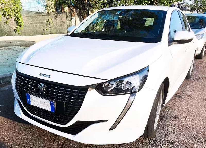 Usata Peugeot 208 Active 75 CV (55 kW) 2020 Bianco Utilitaria