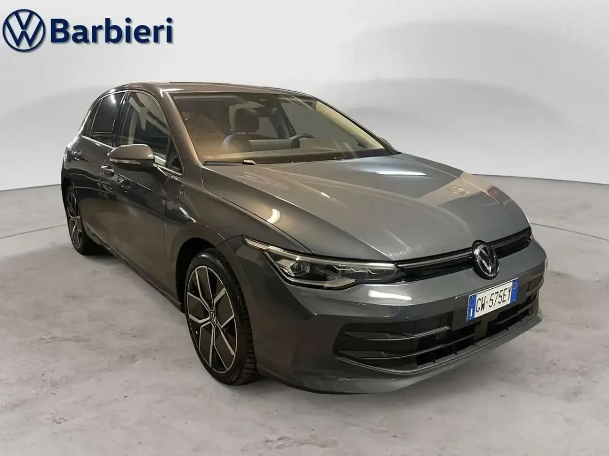 Usata VW Golf VIII Edition 150 CV (110 kW) 2024 Grigio Berlina