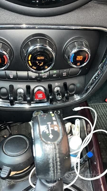 Usata 2015 Mini Cooper D Clubman Station wagon | 12.500 € (Buon prezzo) - Immagine 1/4