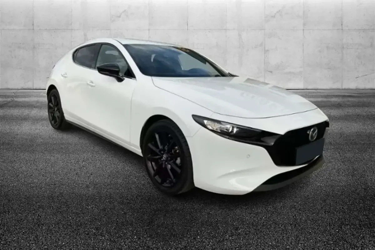 Usata Mazda 3 Homura-Line 122 CV (89 kW) 2023 Bianco Berlina