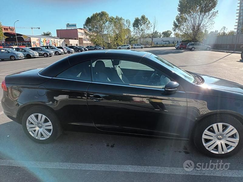 Usata VW Eos 122 CV (89 kW) 2008 Nero Cabrio