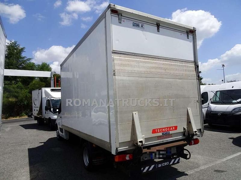 Usata Opel Movano 145 CV (106 kW) 2018 Bianco pastello Furgone