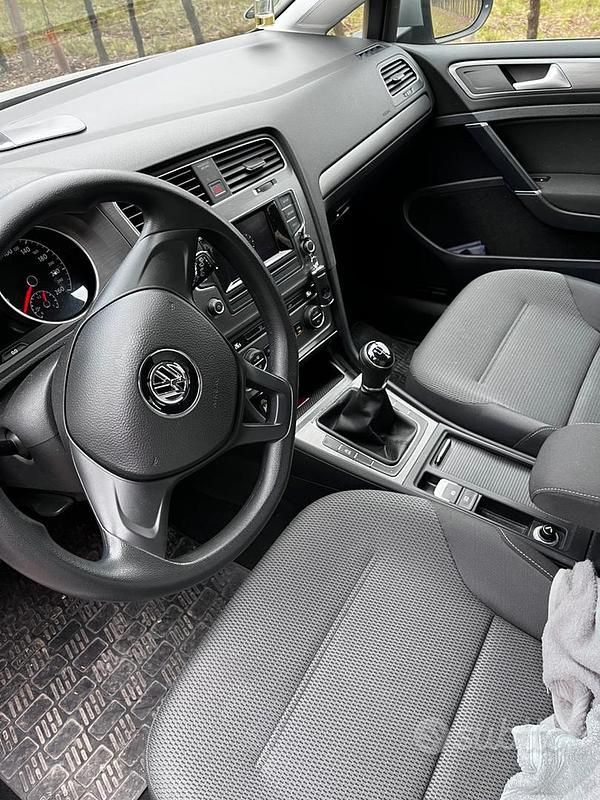 Usata VW Golf VII 110 CV (80 kW) 2013 Grigio Berlina