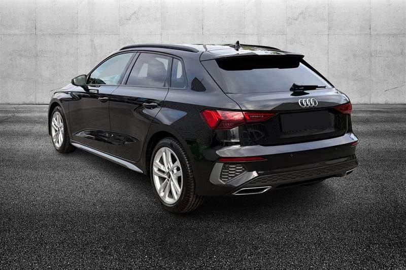 Usata Audi A3 S-Line 116 CV (85 kW) 2024 Nero metallizzato Berlina