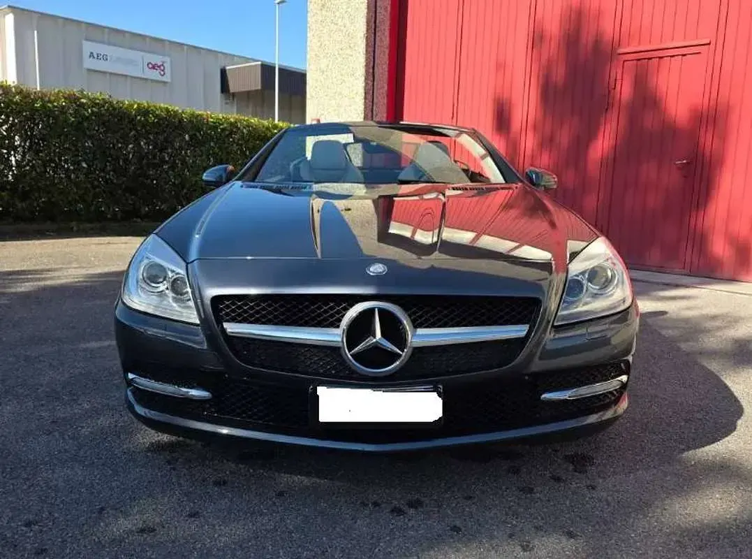 Usata Mercedes SLK200 Premium 184 CV (135 kW) 2013 Grigio Cabrio