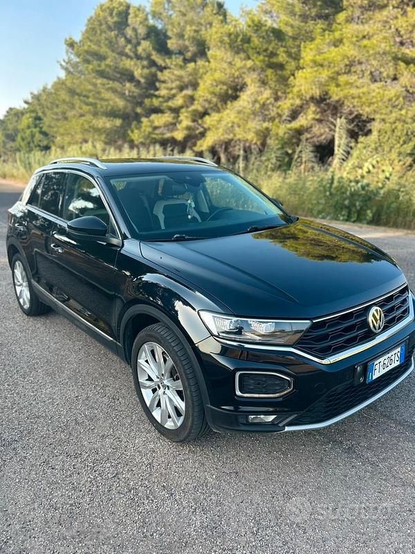 Usata VW T-Roc Advance 150 CV (110 kW) 2019 Nero SUV