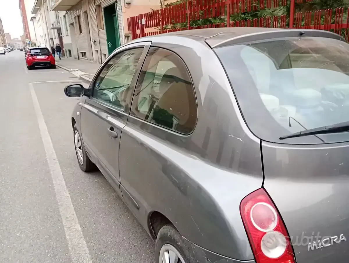 Usata Nissan Micra 54 CV (39 kW) 2006 Berlina