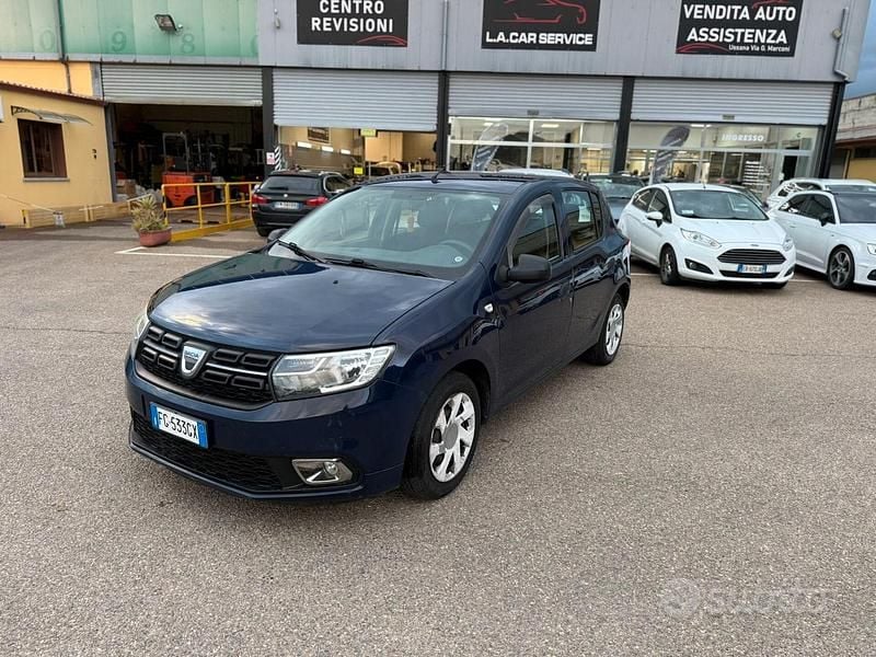Usata Dacia Sandero 89 CV (65 kW) 2017 Blu Berlina