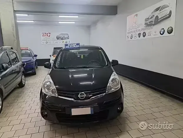 Usata Nissan Note 88 CV (64 kW) 2011 Nero Utilitaria