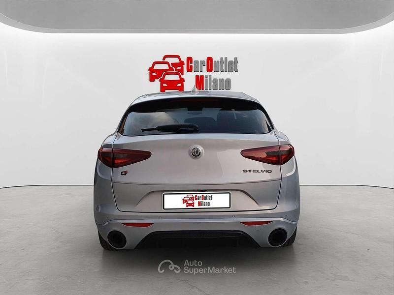 Usata Alfa Romeo Stelvio 190 CV (139 kW) 2020 Argento SUV