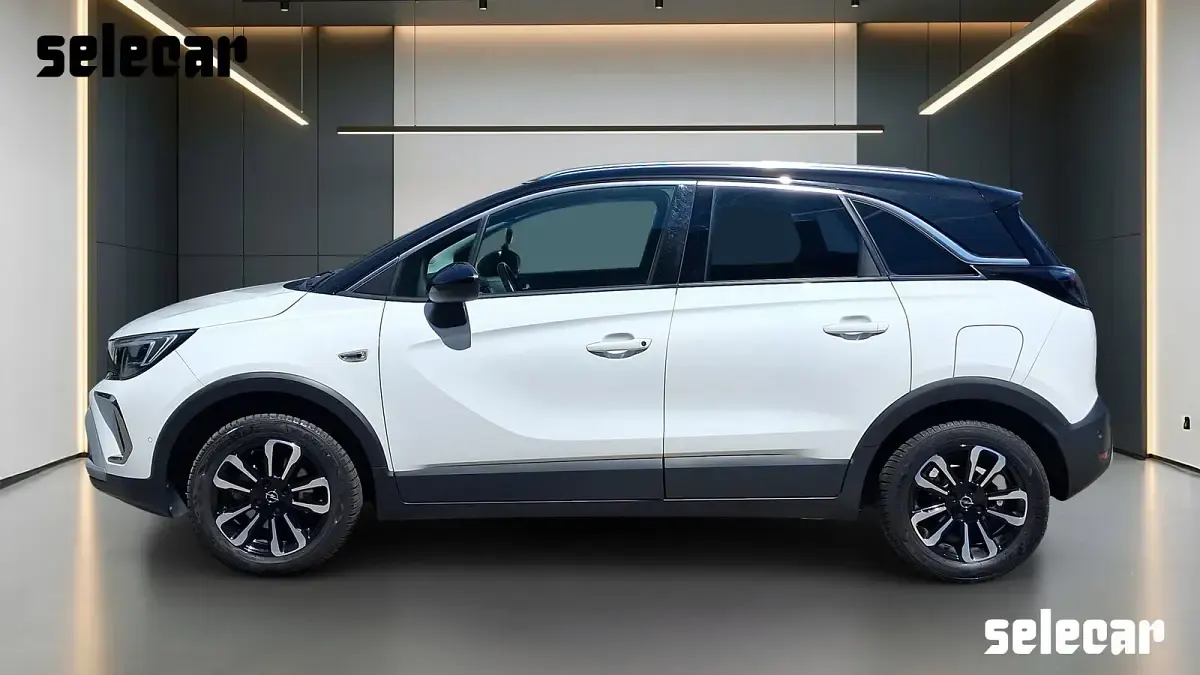 Usata Opel Crossland Elegance 130 CV (95 kW) 2022 Bianco SUV