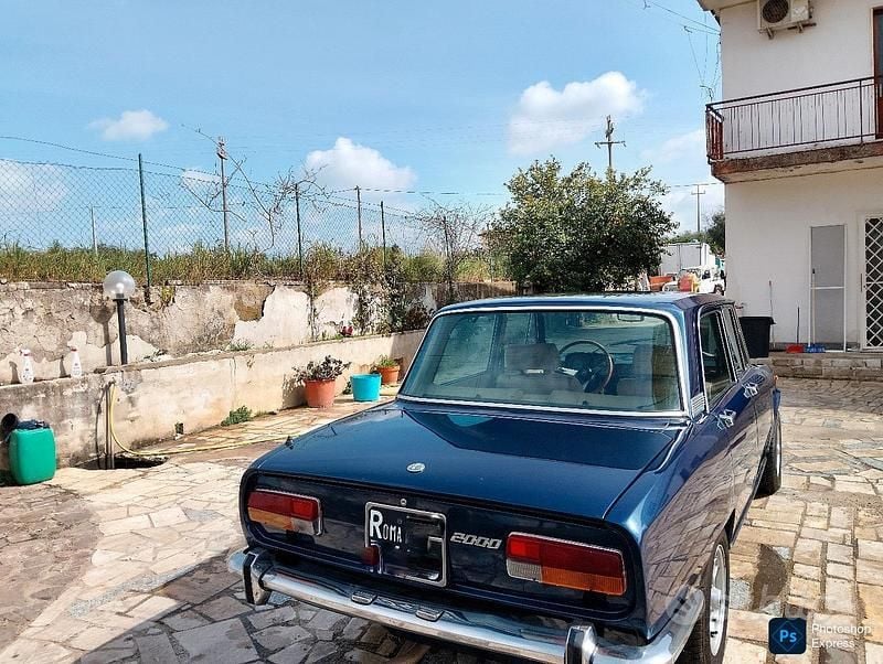 Usata Alfa Romeo 2000 1970 Blu Berlina