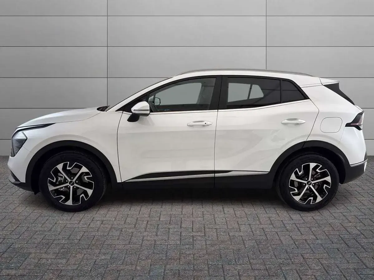 Usata Kia Sportage Style 179 CV (131 kW) 2023 Bianco SUV