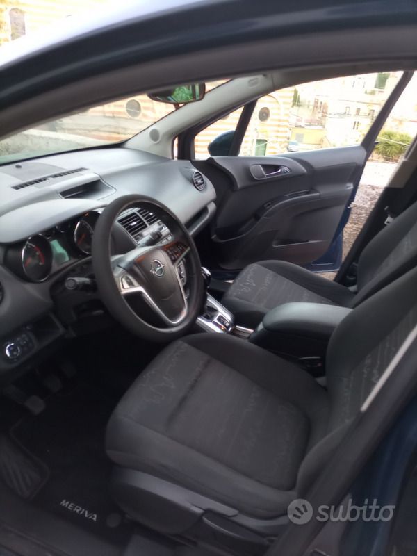 Usata Opel Meriva 110 CV (80 kW) 2011 Blu Monovolume