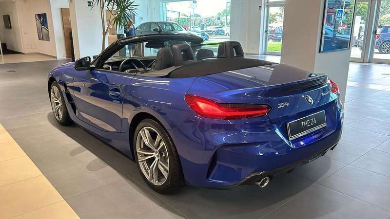 Usata BMW Z4 197 CV (144 kW) 2024 Blu Cabrio
