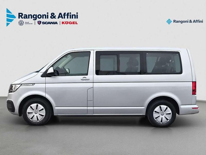 Usata VW Caravelle 150 CV (110 kW) 2023 Argento Monovolume